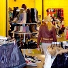 Магазины одежды и обуви в Шалинском